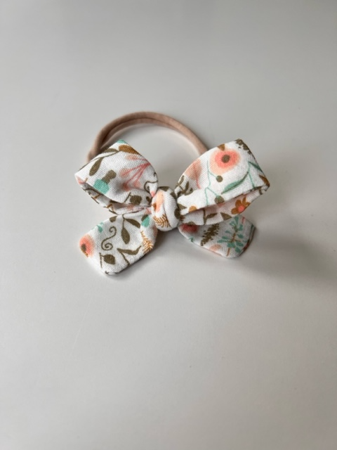 Headband with bow